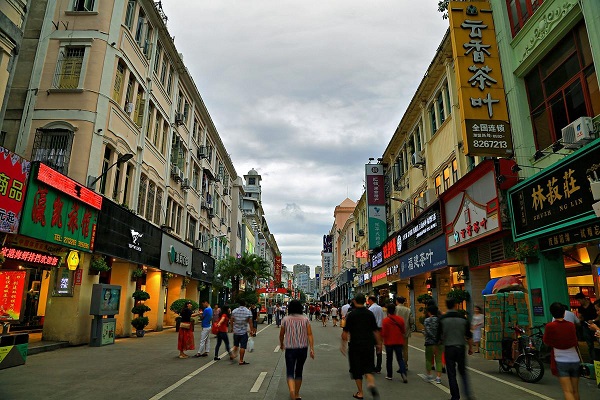 廈門附近鄉鎮開零食店怎么加盟？